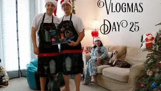 Vlogmas Day 25 - Christmas Day | Opening Presents