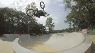 G-People: Maxime Charveron / BMX / Team G-Shock - SESSION #2