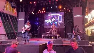 Mauihowey’s Videos-Rockin the holidays from downtown Las Vegas