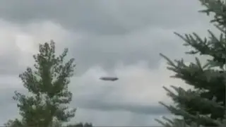 WOW! Giant Flying Saucer spotted over New York l Aug 19,2018