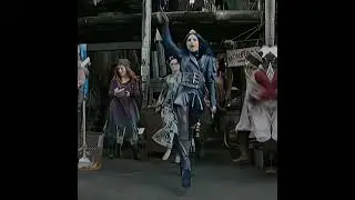 all the pretty girls walk like this @sofiacarson #sofiacarson #descendants