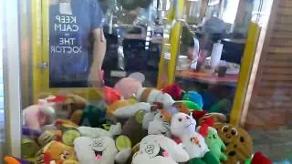 ROUTE 66 CLAW MACHINE @ PIZZA HUT WEAKER CLAW #2