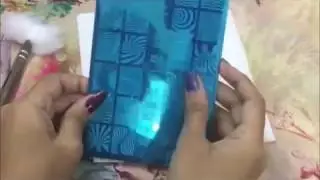 Uber Chic Op Art Magic Plate Review and Swatches