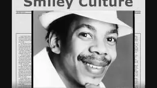 Smiley Culture - Police Officer