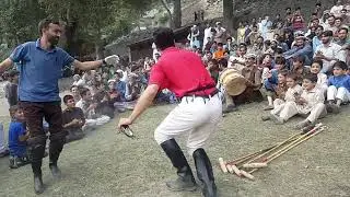 arbab quli-jawad khan\\dance\\lalai group\\junali chitral