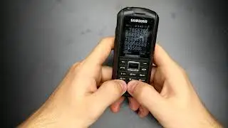 running in the 90's but it's played on an old samsung phone