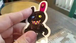 Janky Series 4 Superplastic Vinyl Figure Opening 7