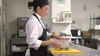 Raw Chicken Training Video (Spanish)