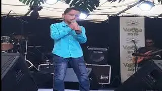 reynaud sadon chante !! MOURIR  auprés de mon amour !!  de demis roussos