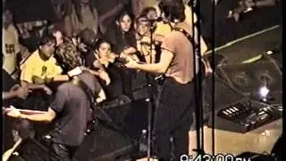 Pearl jam - Reunion Arena, Dallas, TX, USA (05-07-1998)