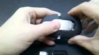 Wireless mouse battery insert