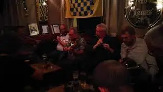 Shortt's Session with Ged Foley and Peter Parson - Feakle 2018