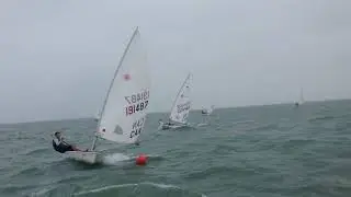 Upwind mark rounding (heavy wind)
