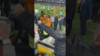 Vini Jr shown red card. #vinicius #kudus #realmedrid #vinijr