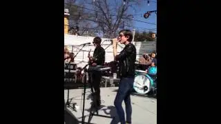 Tegan & Sara - I'm Not Your Hero [sxsw2013]