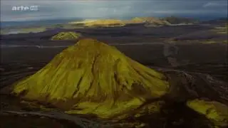 Volcans de point chaud en image