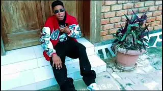 augu-star_ne_cherche_pas_clip_ officiel_video_by_danny_prod
