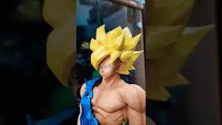 Goku Statue Review in 10 seconds #statuecollector #goku #dbz #dragonballz #shorts