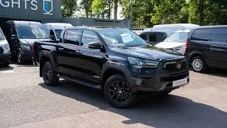 Toyota Hilux 2.8 D-4D-h Invincible X Pickup - Diesel Hybrid Auto 4WD Euro 6