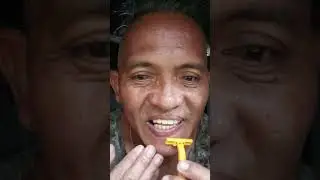 Made in China shaver. Fake Gillette Shave