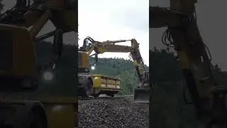 🚂🚜 #MachineMonday: Unveiling the Hydrema MX20G Rail 🚜🚂