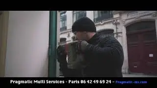 Installation de façade avec porte-fenêtre et rideau métallique à Paris
