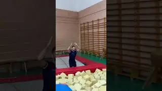 Front IN Barani #frontinbarani #frontflip #barani #gymnastics #flips #trampoline