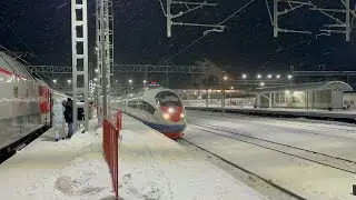 &laquo;Наметелил!&raquo; Электропоезд &laquo;Сапсан&raquo; Siemens Velaro RUS B2 ЭВС2-04 на ст.Бологое-Московское, январь