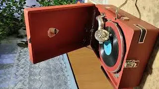 м.Кристалінская.