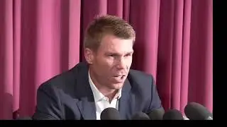 After Steve Smith, David Warner Gets Emotional At A Press Conference