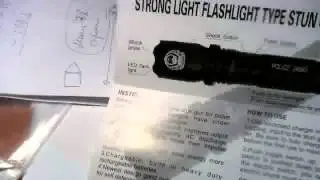 Strong LIGHT flashlight type stun gun for police