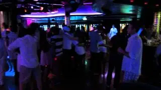 NCL EPIC CRUISE Bliss Nightclub Dancing