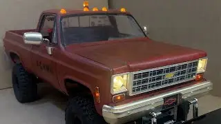 RC4WD K10 Scottsdale RC Plow Truck - Interior