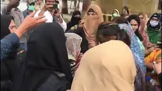 IBA headmaster protest against Sindh government