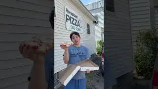 Hunt For The World&rsquo;s Best Pizza. #shorts #pizza #pizzareview #foodie #foodreview #munchermatt