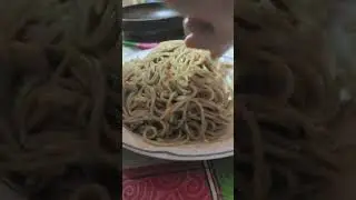 spaghetti peanut butter and garlic spring onion 