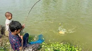 Unbelievable Fish Catching Technique ✅|| Village Smart Boy Fishing With Hook ~ Рыбалка Видео 🥰🥰