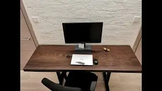2021 Black caviar oak desktop & Ergonomic Linak table frame.