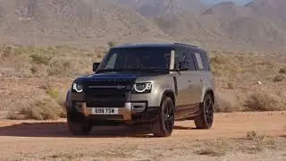 Land Rover Defender 130 (Ext&eacute;rieur)