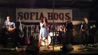 Steakhouse live at Sofia Hogs