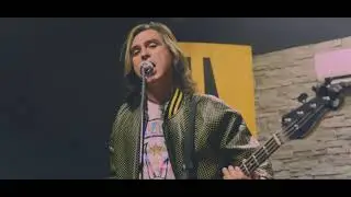 Ultrainstinto - Piensa en Mi (V&iacute;deo Oficial)