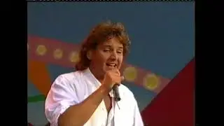 Hollandse Hit Festival Doetinchem. Rene Froger. Mini Concert. (1995)