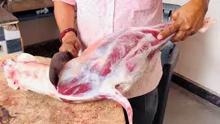 SATISFYING RAAN MEAT CUTTING SKILLS !! MAHESH MEAT CUTS !! FRESH MUTTON SHOP HYDERABAD VLOG !! 