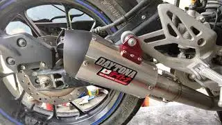 Yamaha R15 v3. 0 exhaust sound with Daytona exhaust and without DB killer