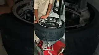 Rovelo tyre 225/40R18 low profile fo Sonata #shortfeed #automobile #rotatingtire #tyre #tyrefailure