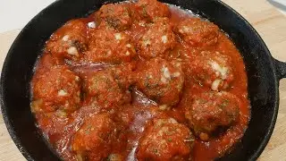 How to Make The Best Homemade Meatballs | Easy Meatball Recipe