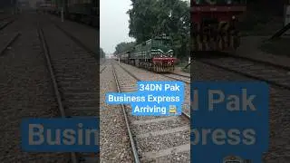 Check out the Arrival of 34DN Pak Business Express at Kot Lakhpat Railway station