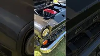 This Mk1 Transit Has A BIG Secret! #classicford #transit #v8 #classiccar