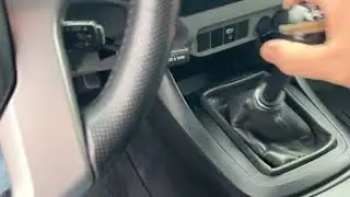 2015 Toyota Tacoma 4cly 5 speed 31k miles