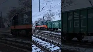 311D1-11 z węglarkami ciśnie w kierunku Wrocławia. 11.01.26, Imbramowice